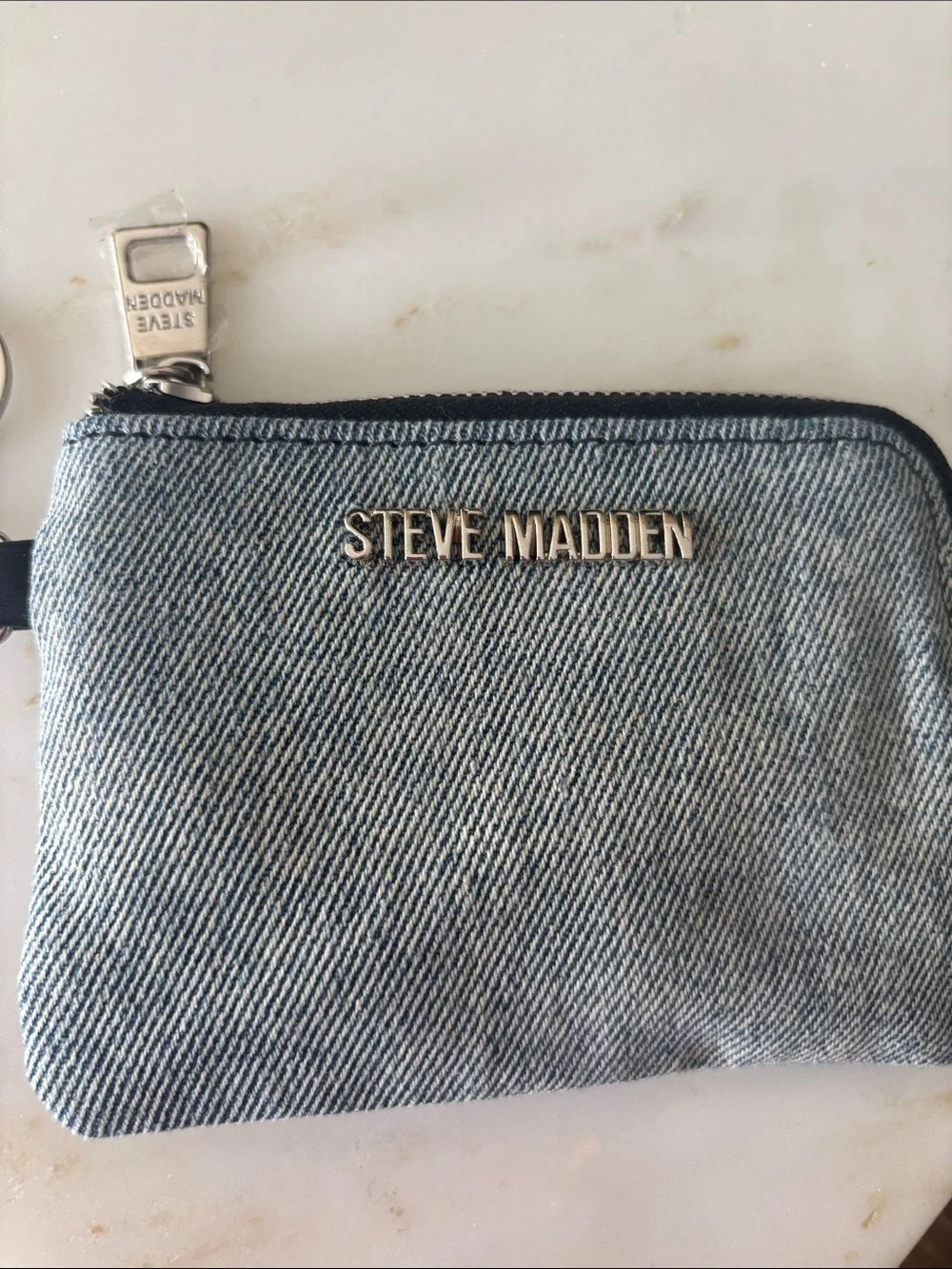 Steve Madden Medium Washed Denim zipped cardholder/coin pouch plus Key chain